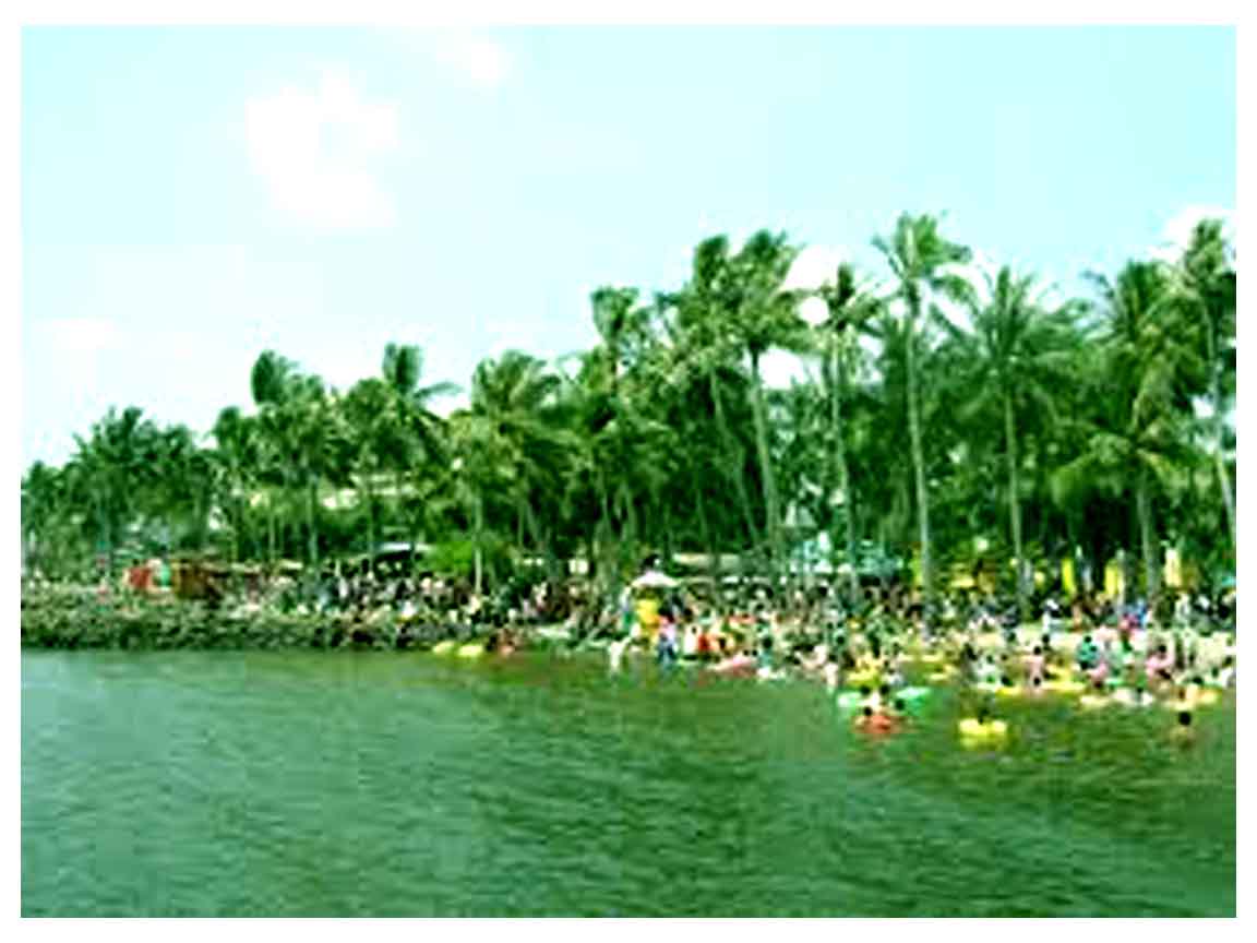 fun in ancol beach
